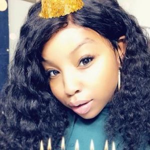 Meet your Posher, Samiaya